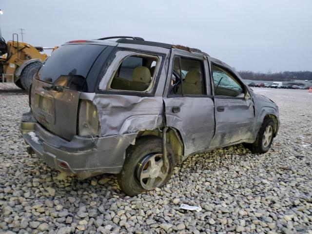 Photo 2 VIN: 1GNDT13S852170511 - CHEVROLET TRAILBLZR 