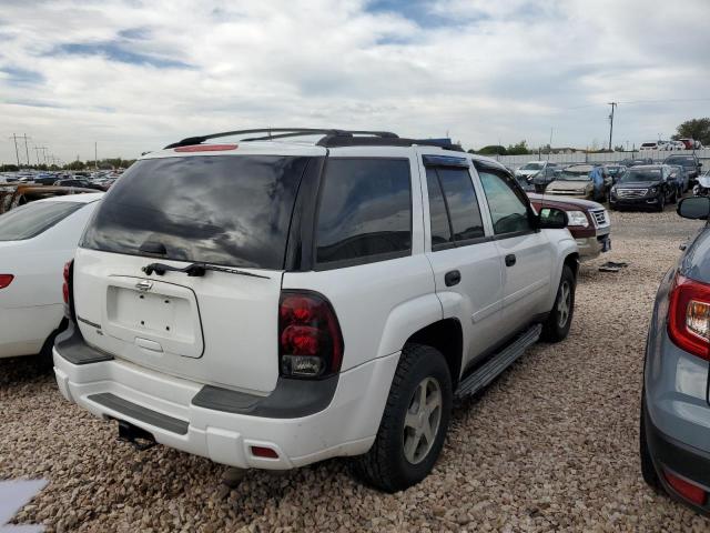 Photo 2 VIN: 1GNDT13S862226156 - CHEVROLET TRAILBLAZE 