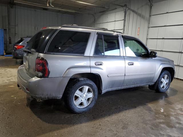 Photo 2 VIN: 1GNDT13S872174819 - CHEVROLET TRAILBLAZE 