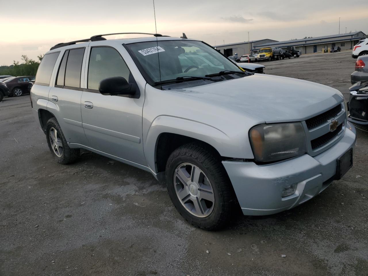 Photo 3 VIN: 1GNDT13S872255383 - CHEVROLET TRAILBLAZER 