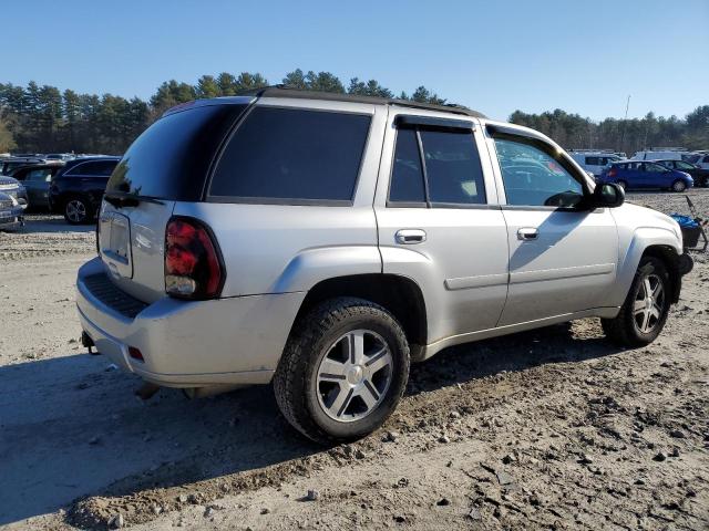 Photo 2 VIN: 1GNDT13S882100575 - CHEVROLET TRAILBLZR 