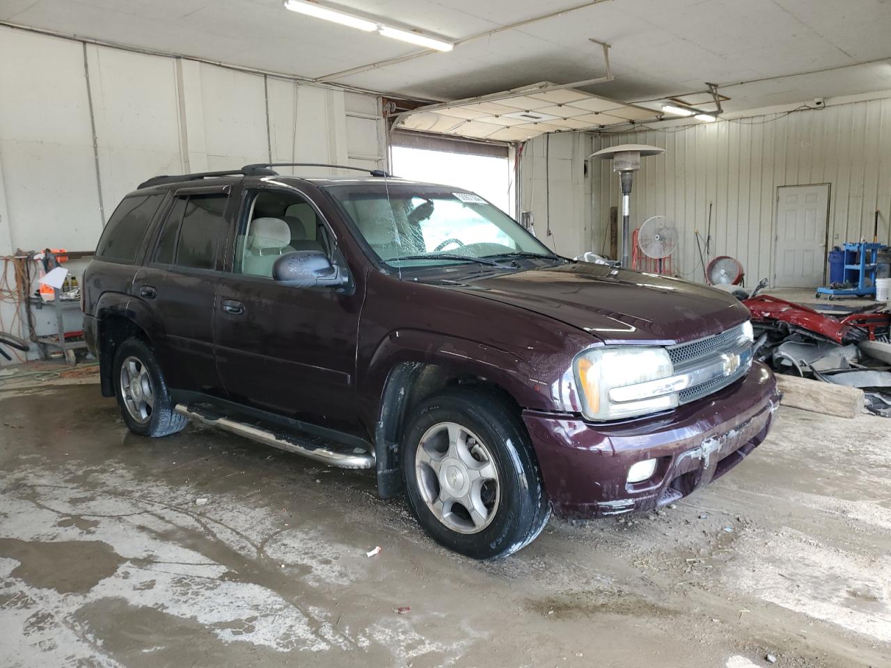 Photo 3 VIN: 1GNDT13S882140610 - CHEVROLET TRAILBLAZER 