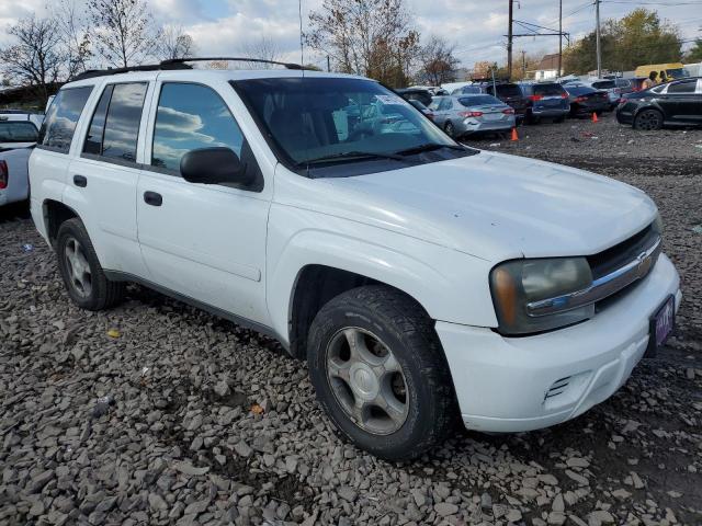 Photo 3 VIN: 1GNDT13S882174398 - CHEVROLET TRAILBLZR 