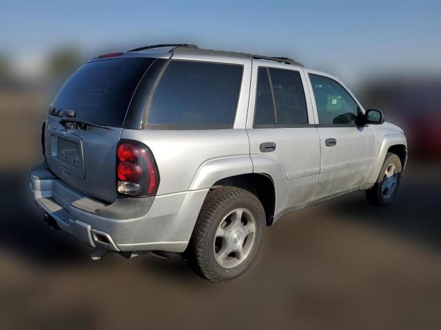 Photo 2 VIN: 1GNDT13S882259872 - CHEVROLET TRAILBLZR 