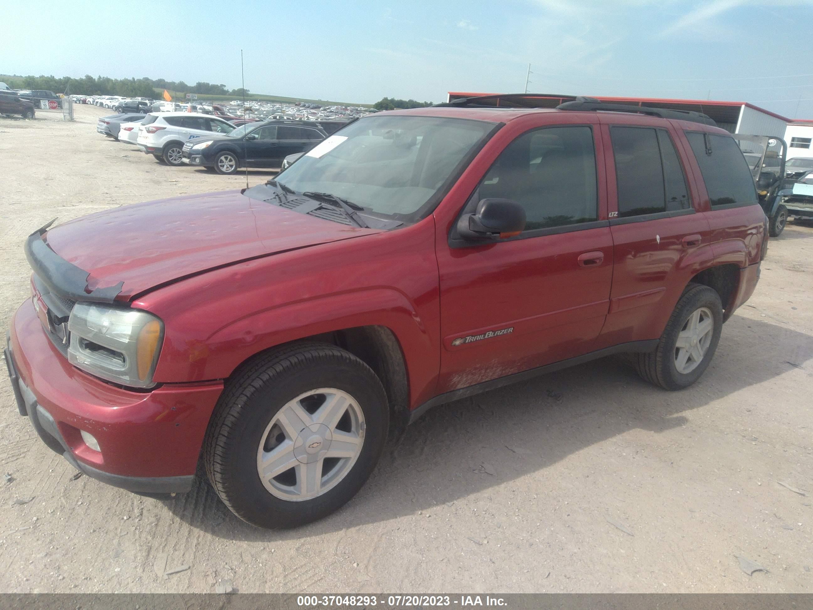 Photo 1 VIN: 1GNDT13S922213961 - CHEVROLET TRAILBLAZER 