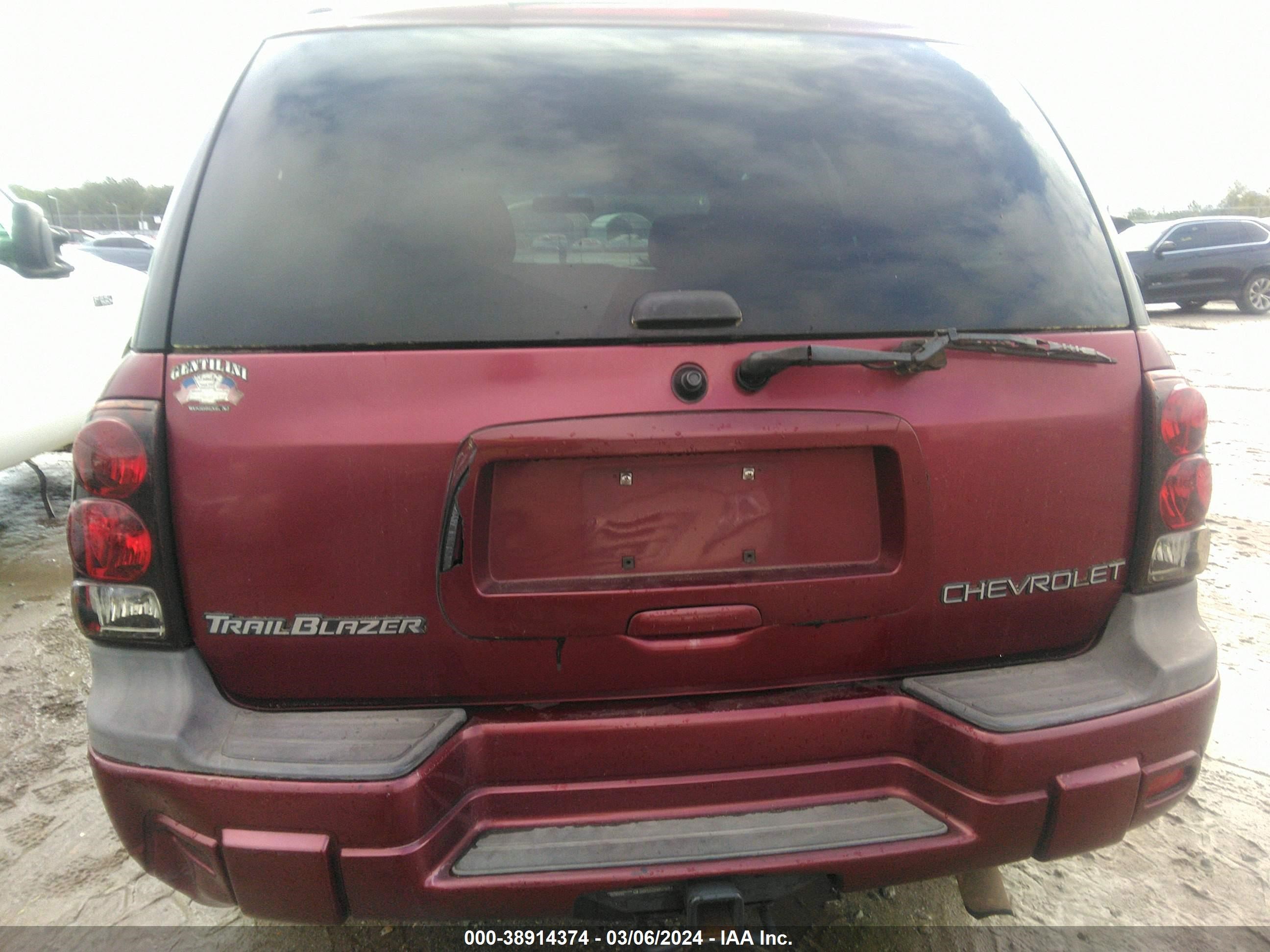 Photo 5 VIN: 1GNDT13S942321158 - CHEVROLET TRAILBLAZER 