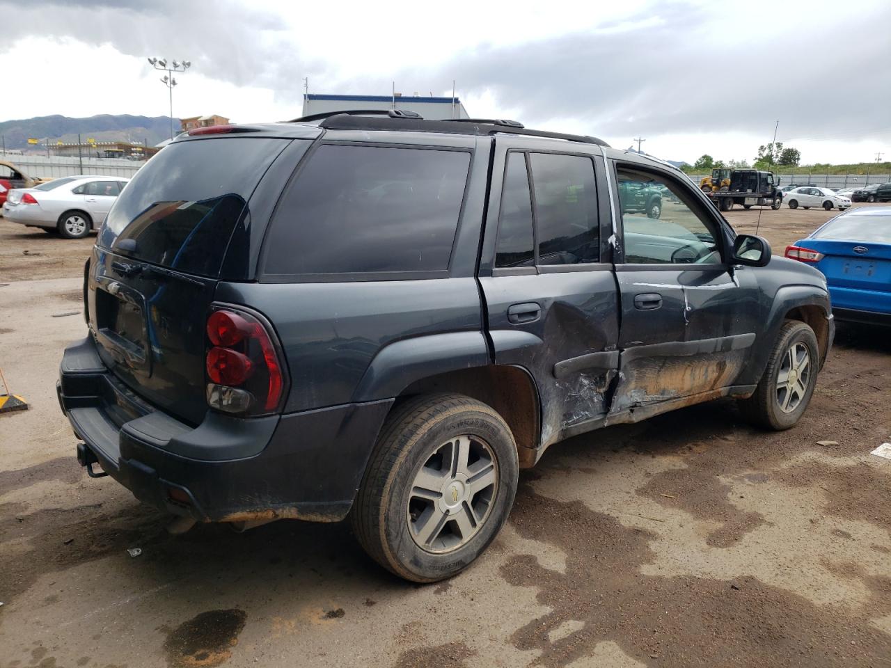 Photo 2 VIN: 1GNDT13S952203659 - CHEVROLET TRAILBLAZER 