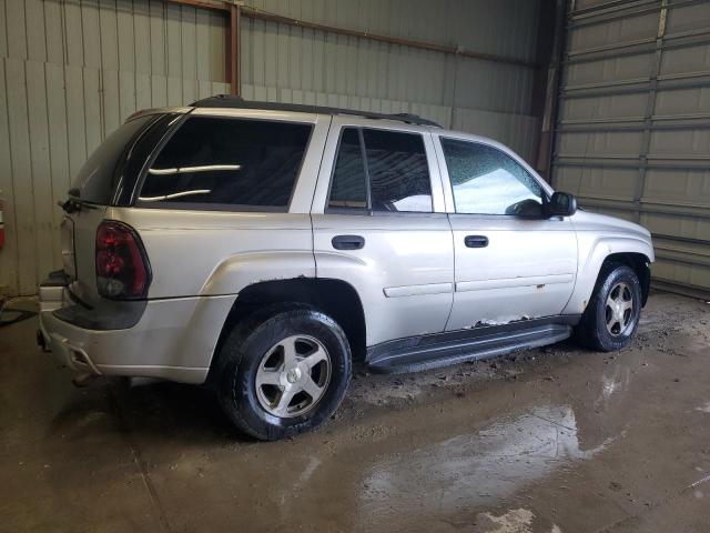 Photo 2 VIN: 1GNDT13S962115986 - CHEVROLET TRAILBLAZE 