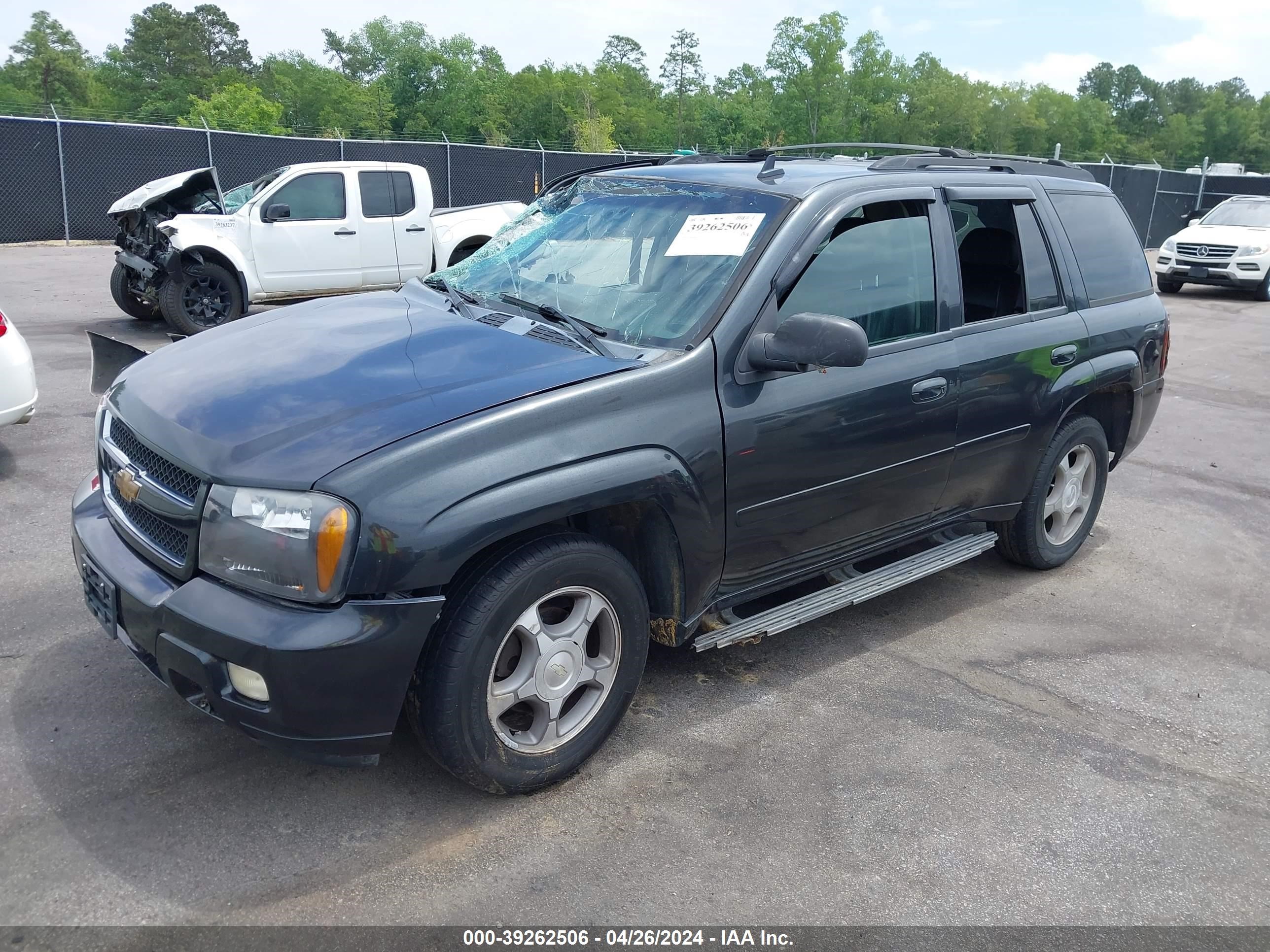 Photo 1 VIN: 1GNDT13S962145277 - CHEVROLET TRAILBLAZER 