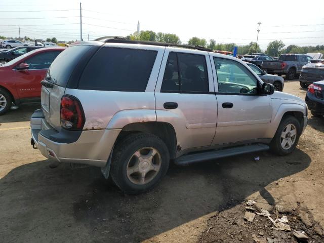 Photo 2 VIN: 1GNDT13S972202384 - CHEVROLET TRAILBLAZE 