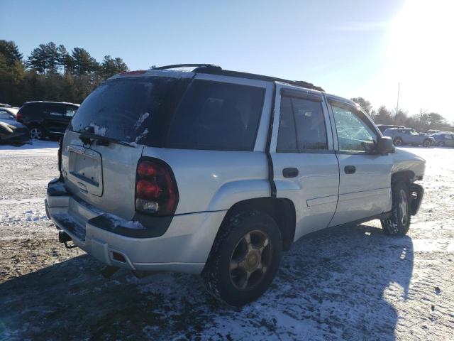 Photo 2 VIN: 1GNDT13S972289798 - CHEVROLET TRAILBLZR 