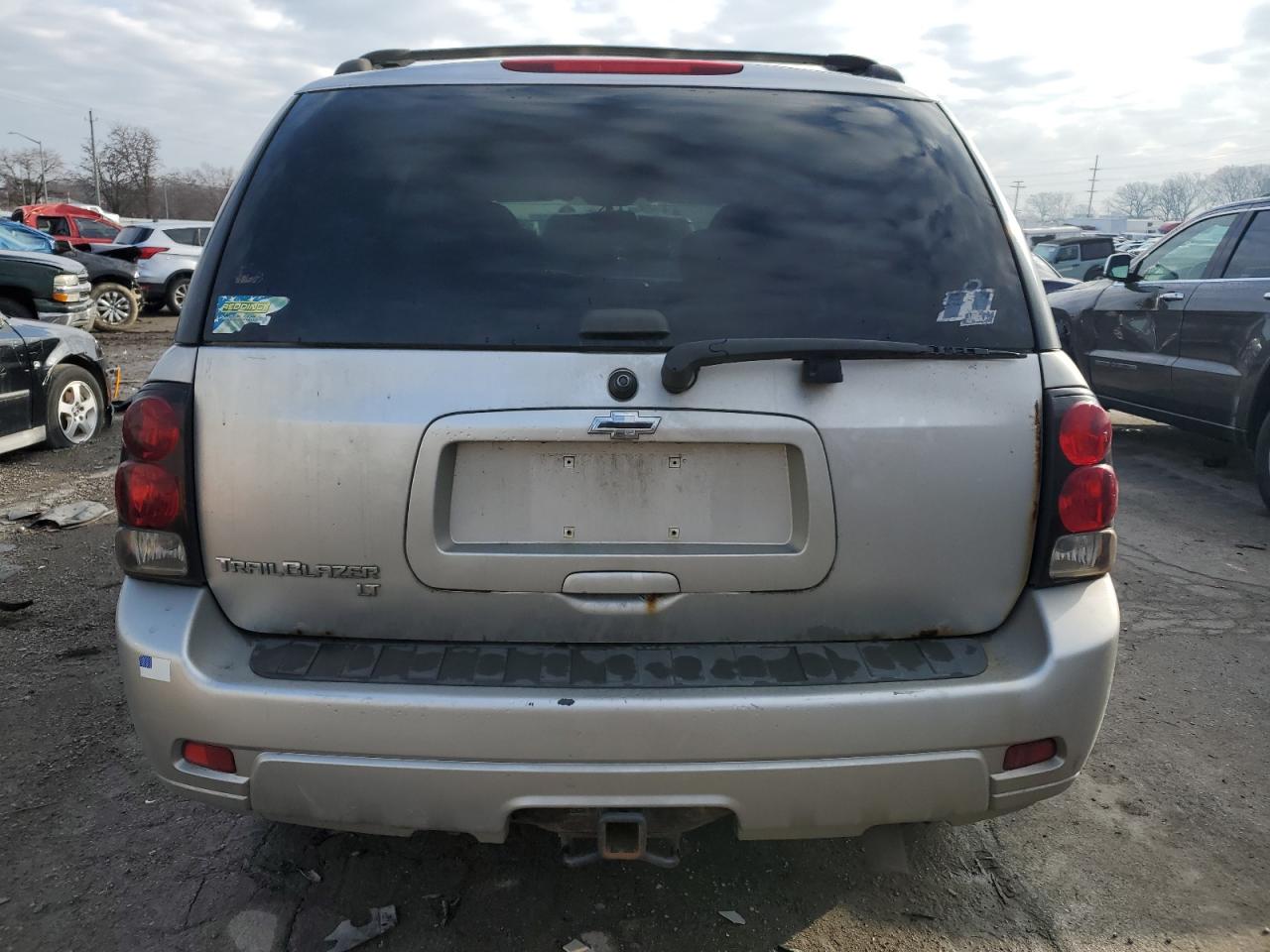 Photo 5 VIN: 1GNDT13S982116462 - CHEVROLET TRAILBLAZER 