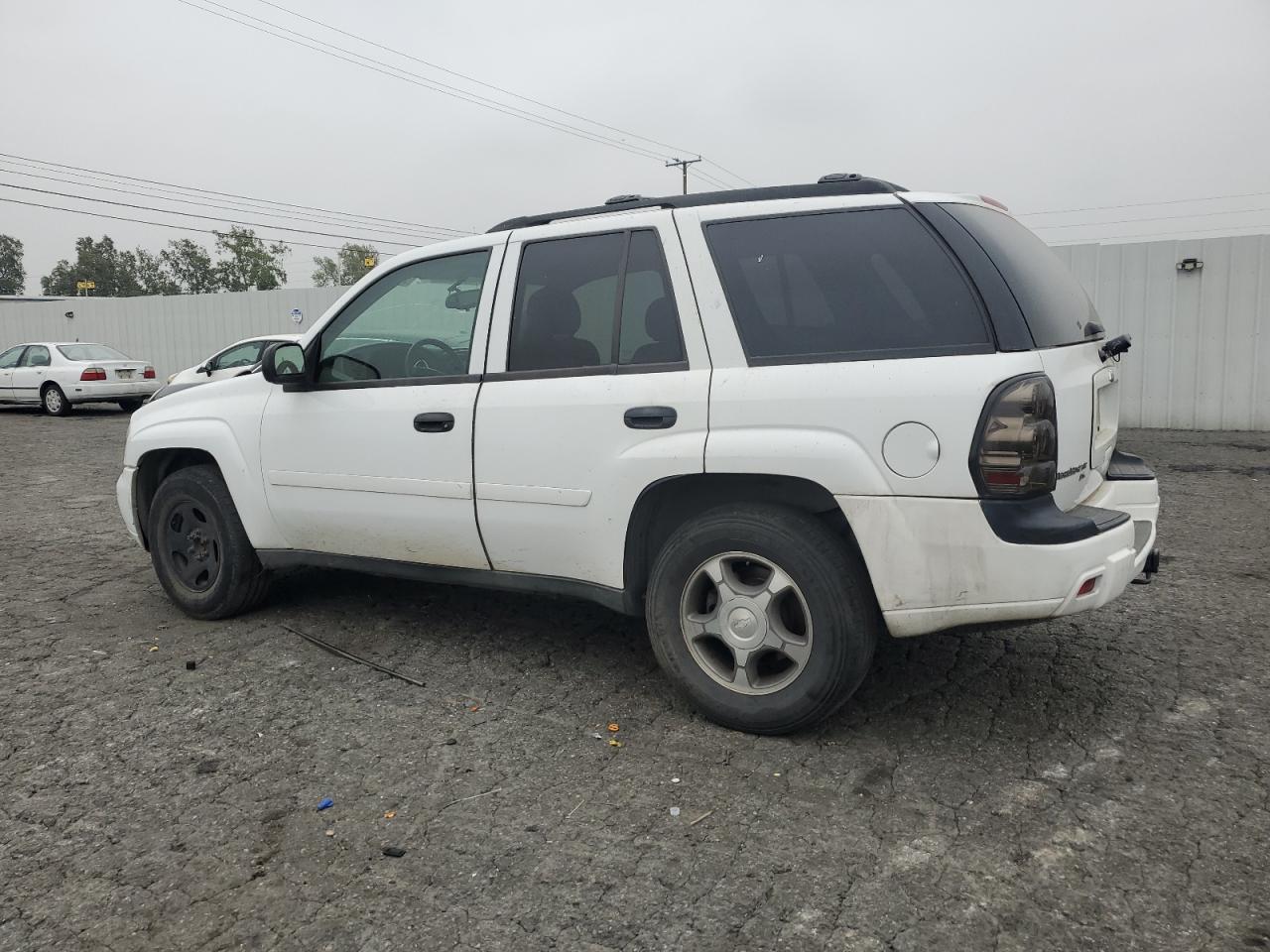 Photo 1 VIN: 1GNDT13S982133259 - CHEVROLET TRAILBLAZER 