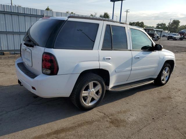 Photo 2 VIN: 1GNDT13S982250680 - CHEVROLET TRAILBLAZE 