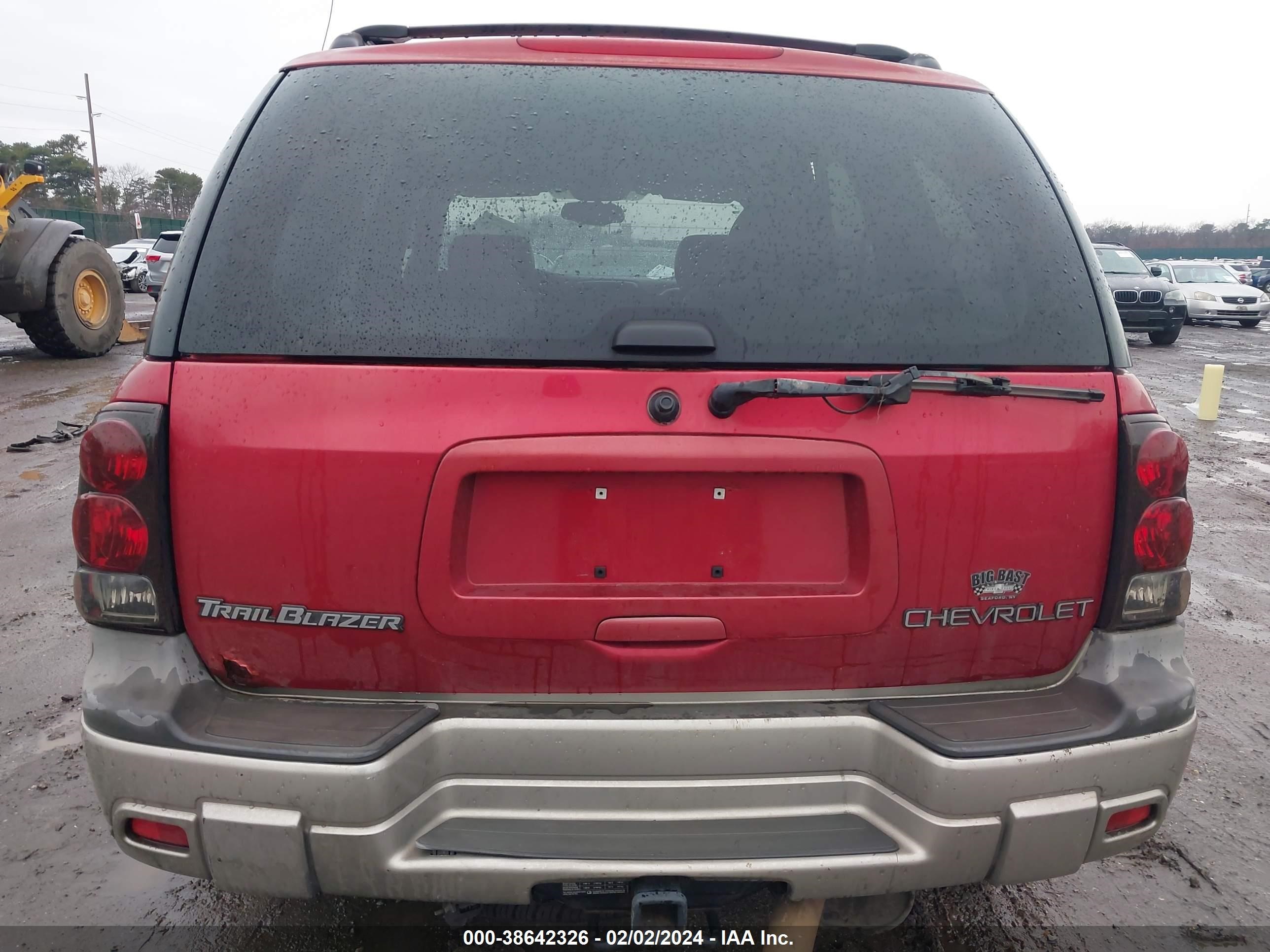 Photo 15 VIN: 1GNDT13SX22300476 - CHEVROLET TRAILBLAZER 