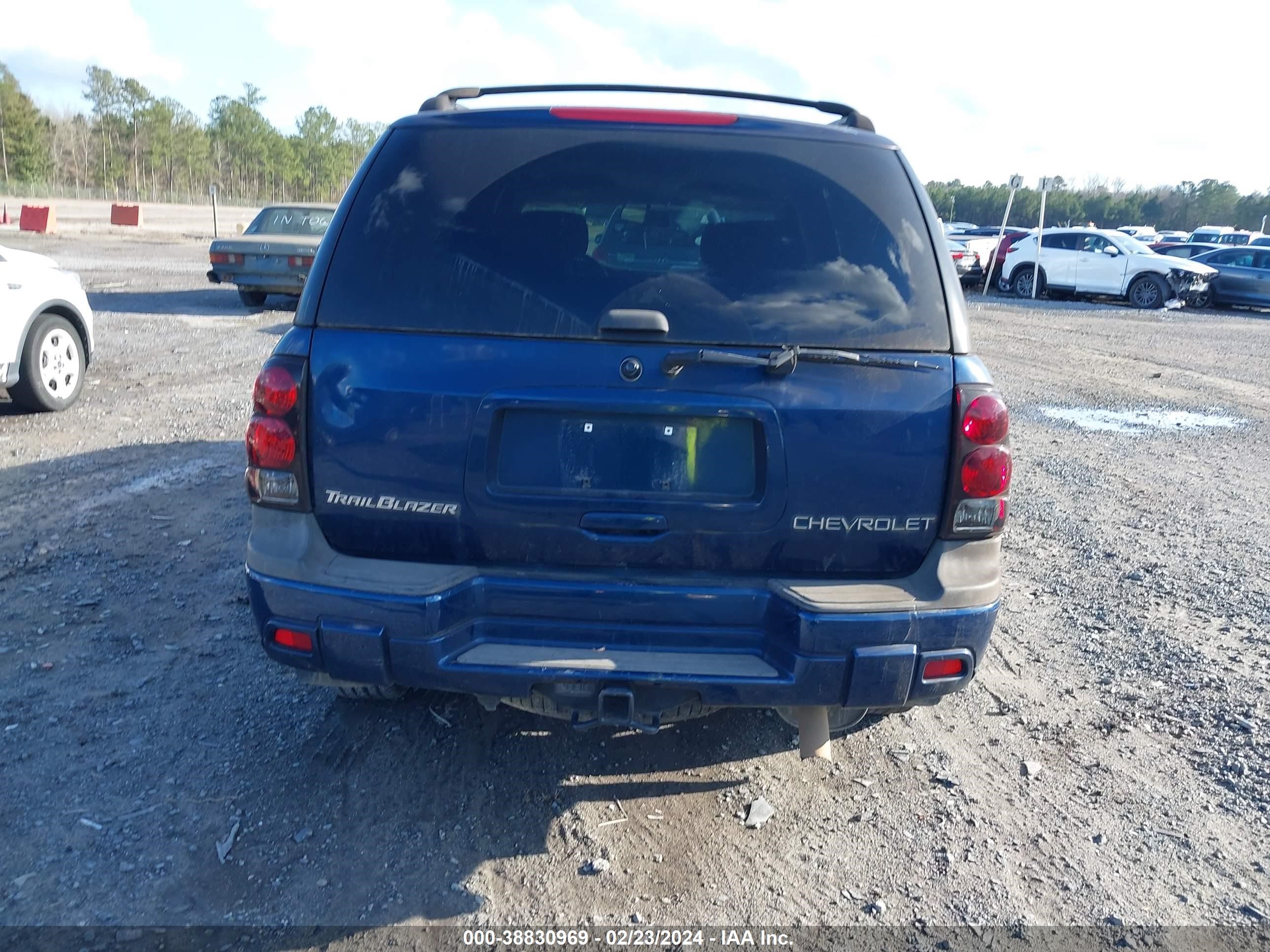 Photo 15 VIN: 1GNDT13SX32223948 - CHEVROLET TRAILBLAZER 