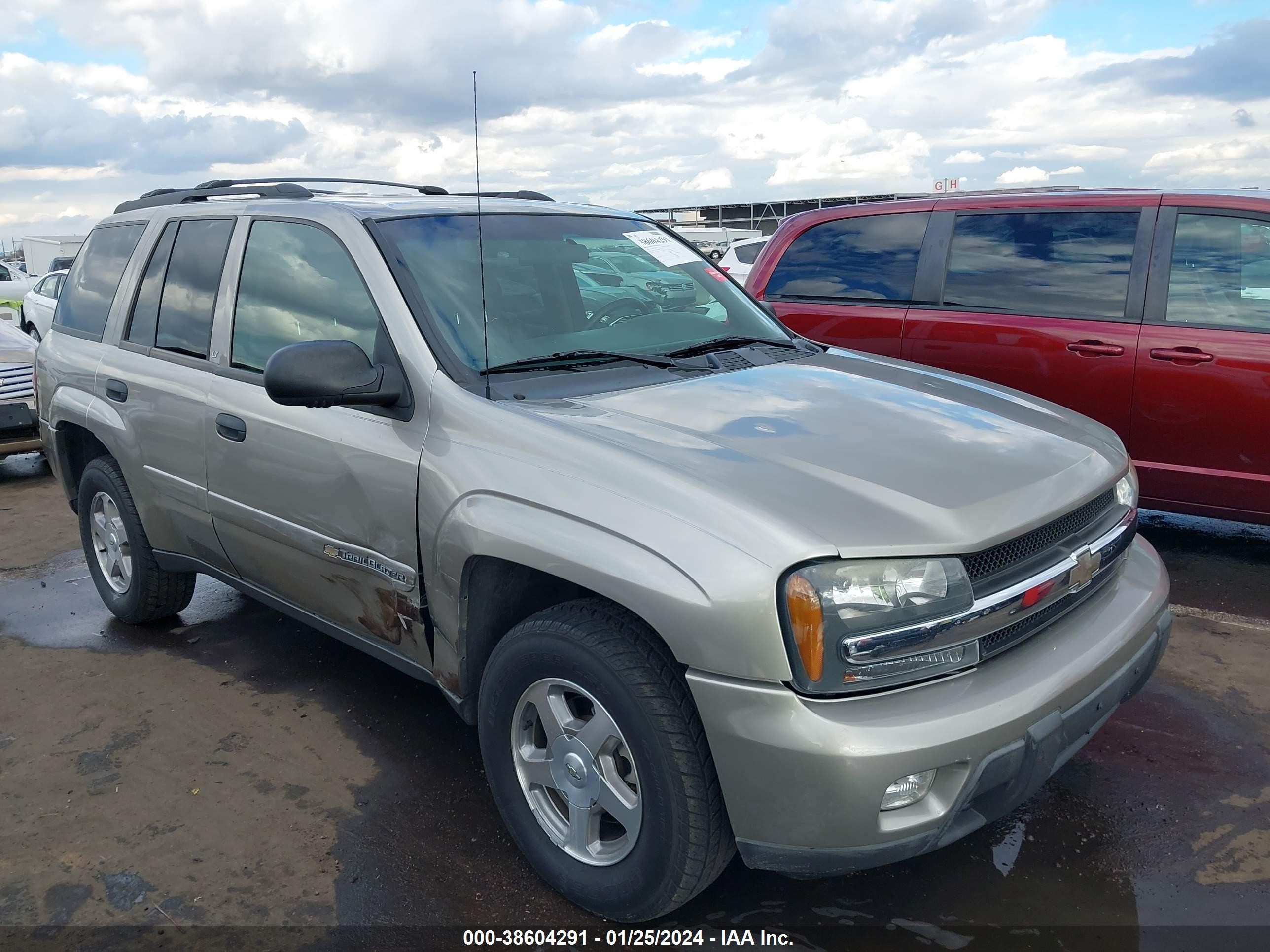 Photo 5 VIN: 1GNDT13SX32393808 - CHEVROLET TRAILBLAZER 