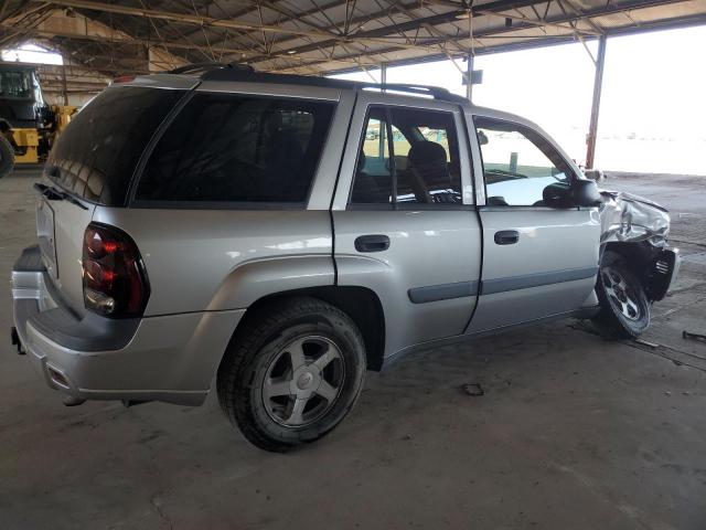 Photo 2 VIN: 1GNDT13SX52265586 - CHEVROLET TRAILBLAZE 