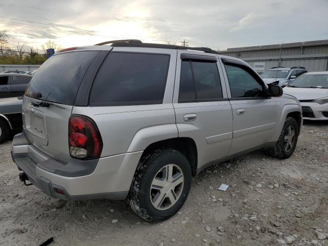 Photo 2 VIN: 1GNDT13SX52309571 - CHEVROLET TRAILBLAZE 