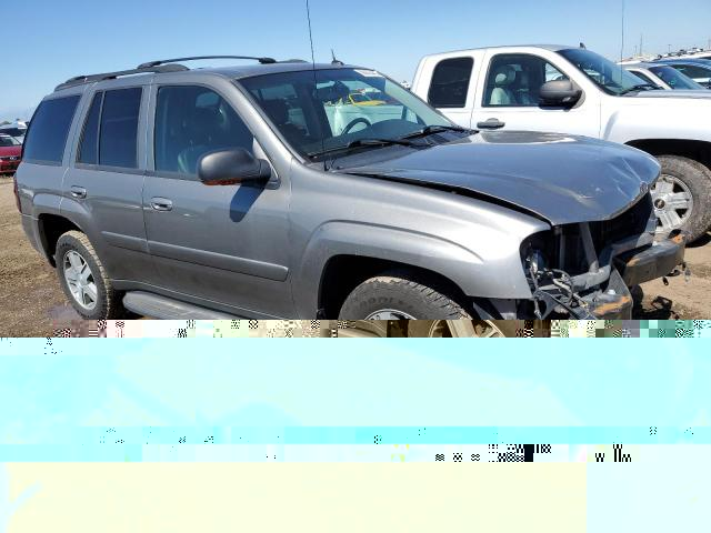 Photo 3 VIN: 1GNDT13SX52342747 - CHEVROLET TRAILBLAZE 