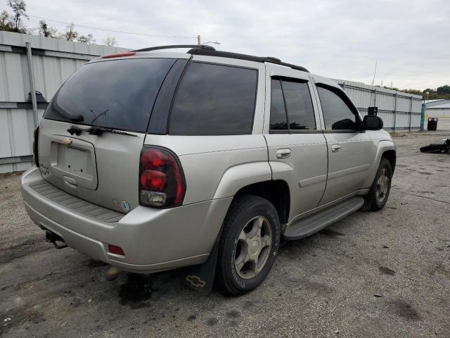 Photo 2 VIN: 1GNDT13SX62161309 - CHEVROLET TRAILBLAZE 