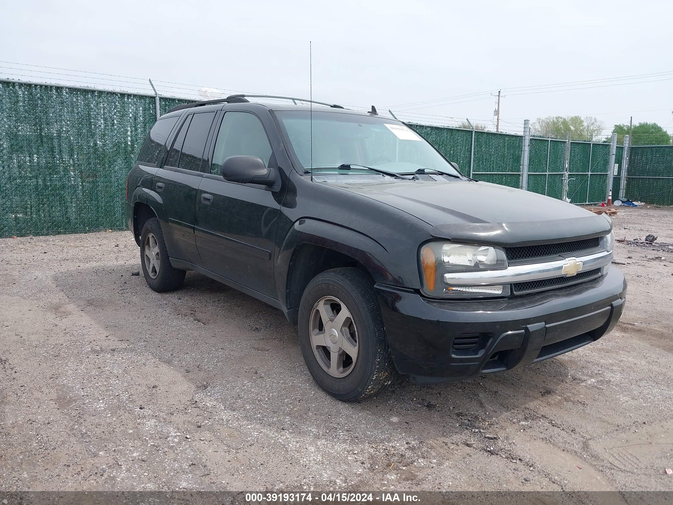 Photo 0 VIN: 1GNDT13SX62303058 - CHEVROLET TRAILBLAZER 