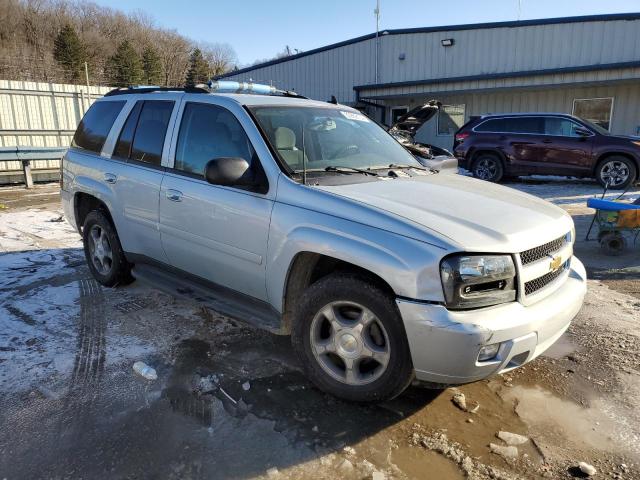 Photo 3 VIN: 1GNDT13SX82174550 - CHEVROLET TRAILBLAZE 