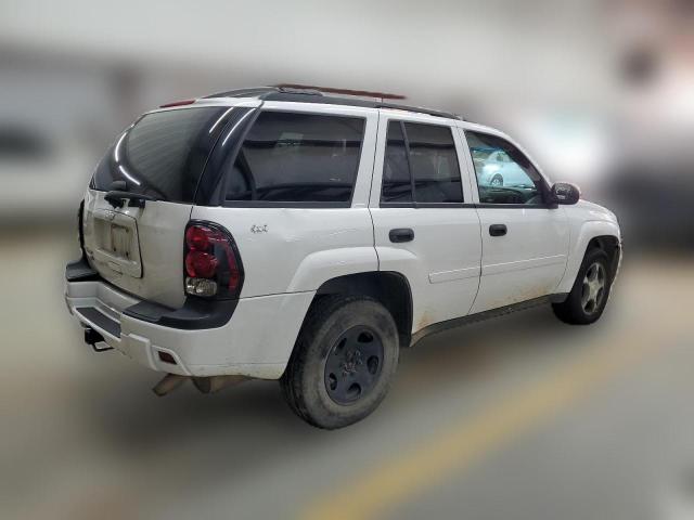 Photo 2 VIN: 1GNDT13SX82178792 - CHEVROLET TRAILBLZR 