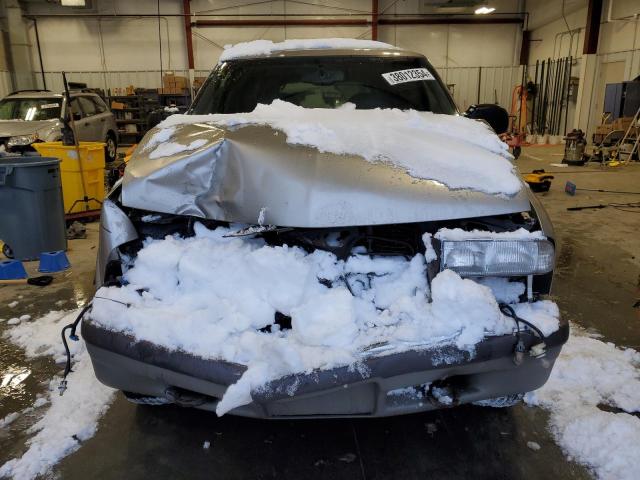 Photo 4 VIN: 1GNDT13W012221898 - CHEVROLET BLAZER 