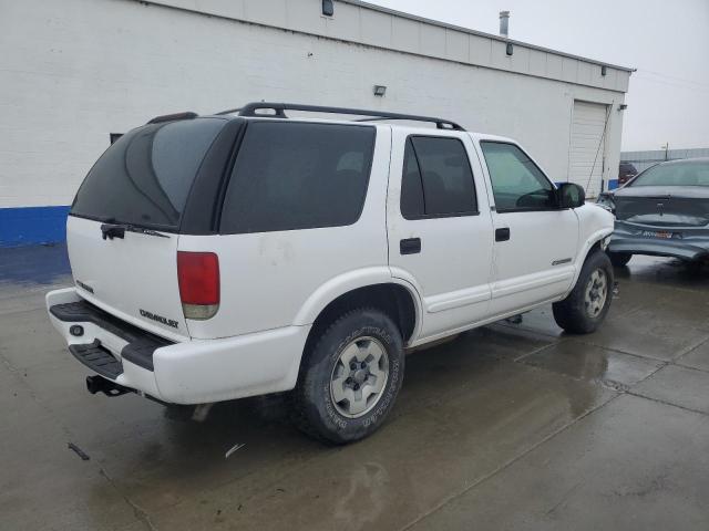 Photo 2 VIN: 1GNDT13W02K205430 - CHEVROLET BLAZER 