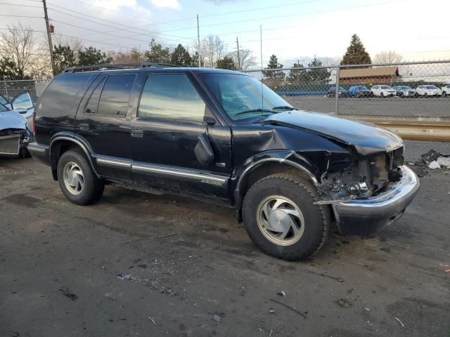 Photo 3 VIN: 1GNDT13W0W2262250 - CHEVROLET BLAZER 