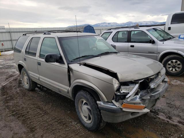 Photo 0 VIN: 1GNDT13W112187051 - CHEVROLET BLAZER 