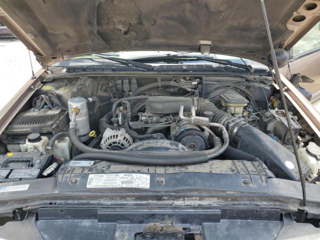 Photo 10 VIN: 1GNDT13W1V2110430 - CHEVROLET BLAZER 