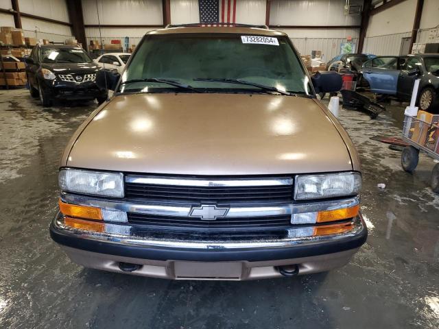 Photo 4 VIN: 1GNDT13W1X2116473 - CHEVROLET BLAZER 