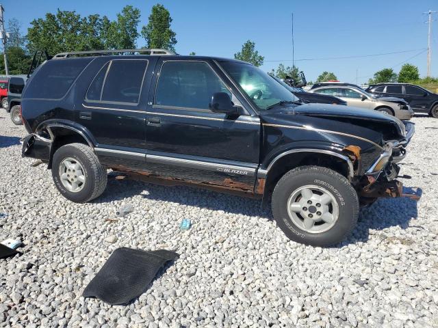 Photo 3 VIN: 1GNDT13W2V2237297 - CHEVROLET BLAZER 