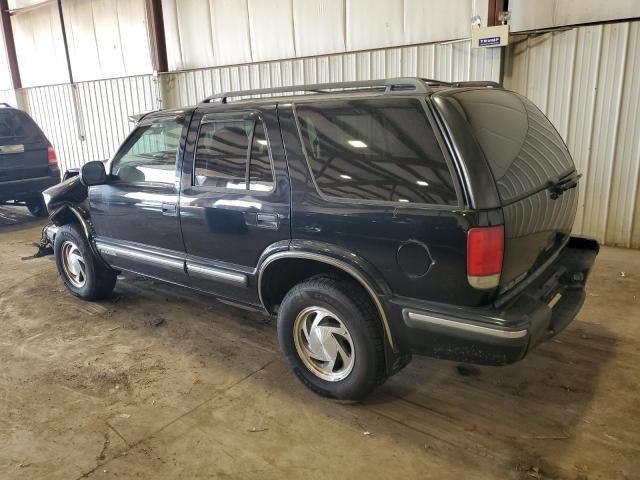 Photo 1 VIN: 1GNDT13W2W2217620 - CHEVROLET BLAZER 