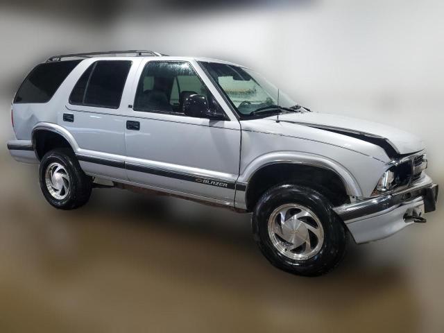 Photo 3 VIN: 1GNDT13W3S2229639 - CHEVROLET BLAZER 