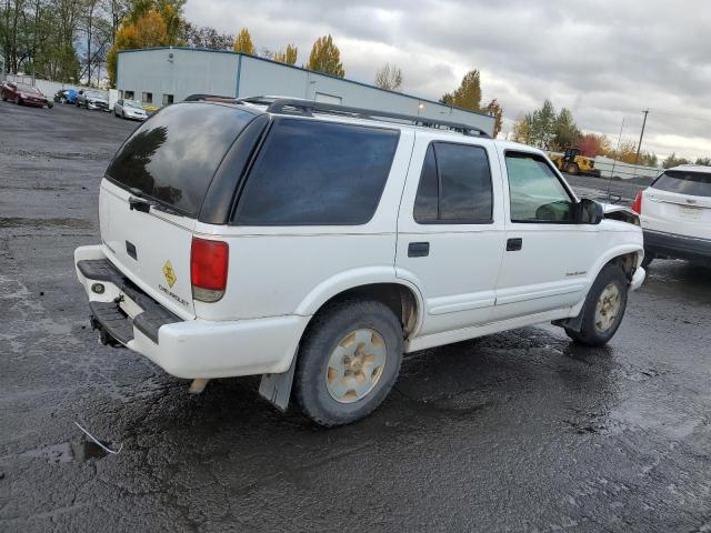 Photo 2 VIN: 1GNDT13W3X2151967 - CHEVROLET BLAZER 