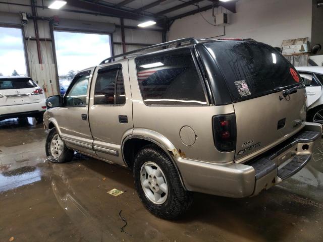 Photo 1 VIN: 1GNDT13W3Y2216351 - CHEVROLET BLAZER 