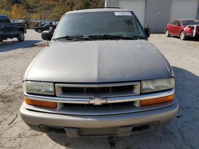 Photo 4 VIN: 1GNDT13W42K241542 - CHEVROLET BLAZER 