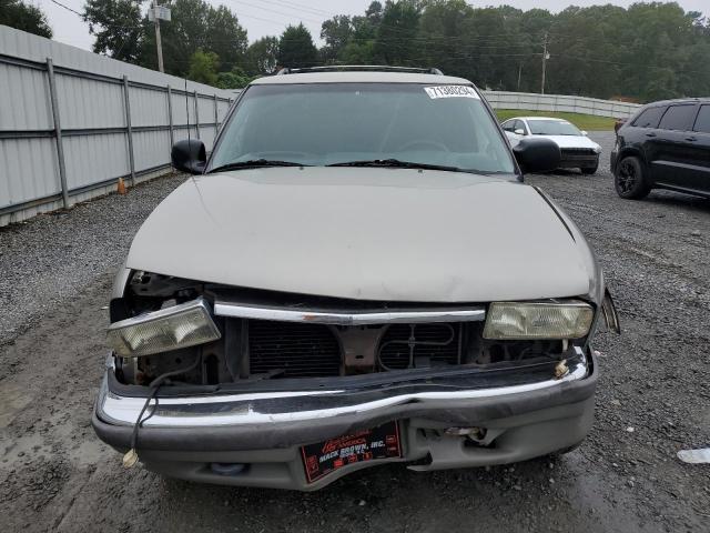 Photo 4 VIN: 1GNDT13W4W2145710 - CHEVROLET BLAZER 