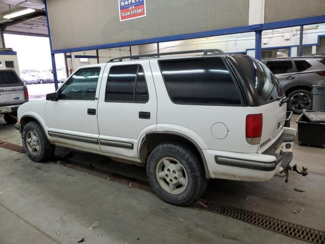 Photo 1 VIN: 1GNDT13W4W2161227 - CHEVROLET BLAZER 