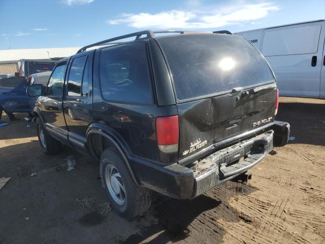 Photo 1 VIN: 1GNDT13W4Y2114279 - CHEVROLET BLAZER 