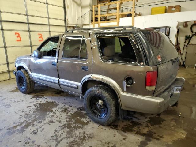 Photo 1 VIN: 1GNDT13W4Y2212969 - CHEVROLET BLAZER 