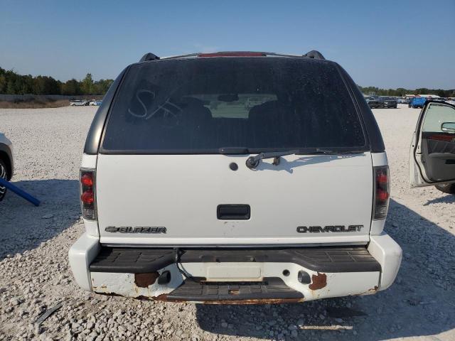 Photo 5 VIN: 1GNDT13W4Y2347076 - CHEVROLET BLAZER 