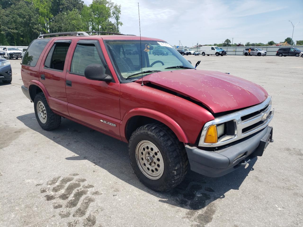 Photo 3 VIN: 1GNDT13W5S2103413 - CHEVROLET TRAILBLAZER 