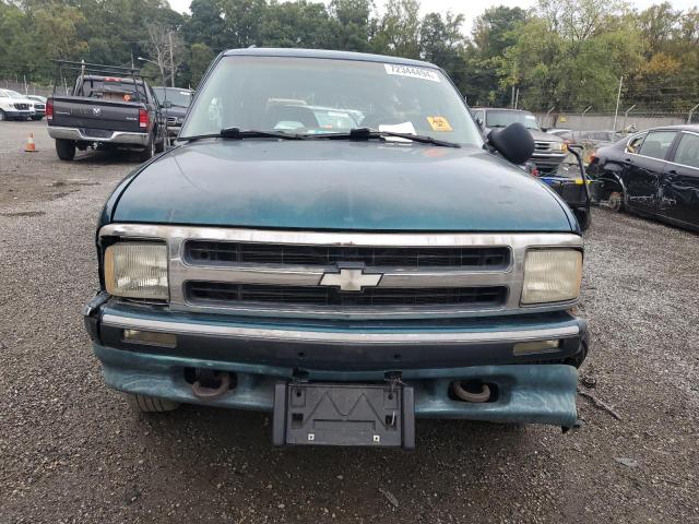 Photo 4 VIN: 1GNDT13W5T2284174 - CHEVROLET BLAZER 