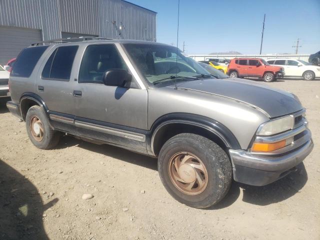 Photo 3 VIN: 1GNDT13W5X2238592 - CHEVROLET BLAZER 