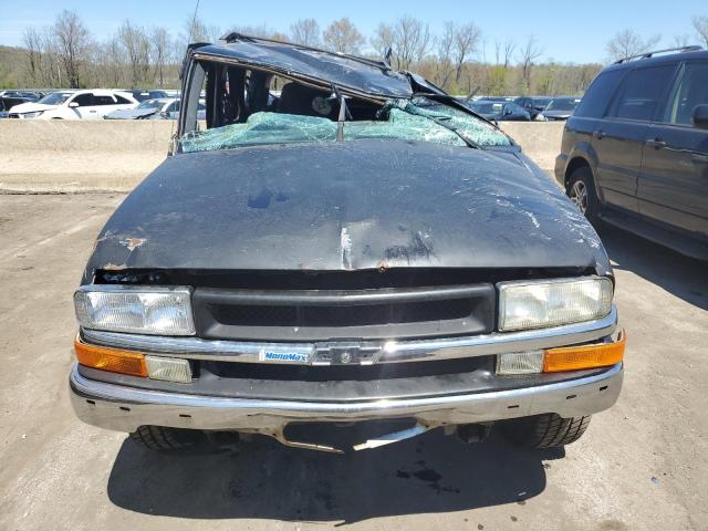 Photo 4 VIN: 1GNDT13W5YK120530 - CHEVROLET BLAZER 