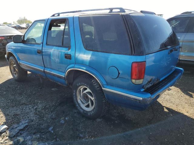 Photo 1 VIN: 1GNDT13W6S2137053 - CHEVROLET BLAZER 